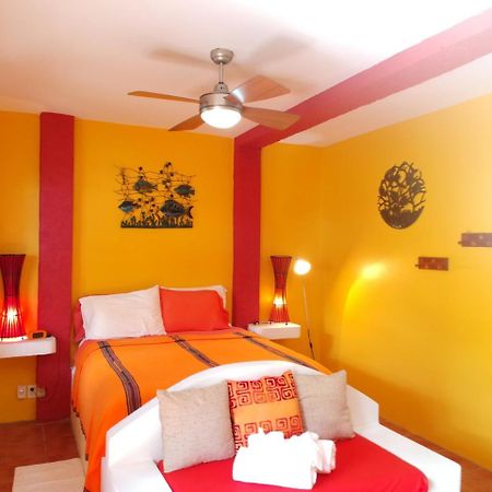 Seaside Cabanas Hotel Caye Corker Экстерьер фото