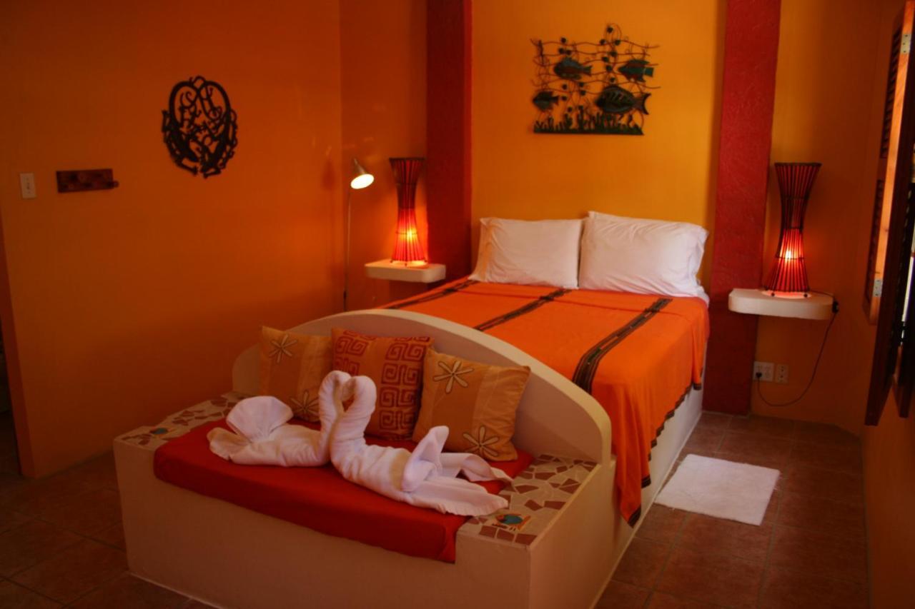 Seaside Cabanas Hotel Caye Corker Экстерьер фото