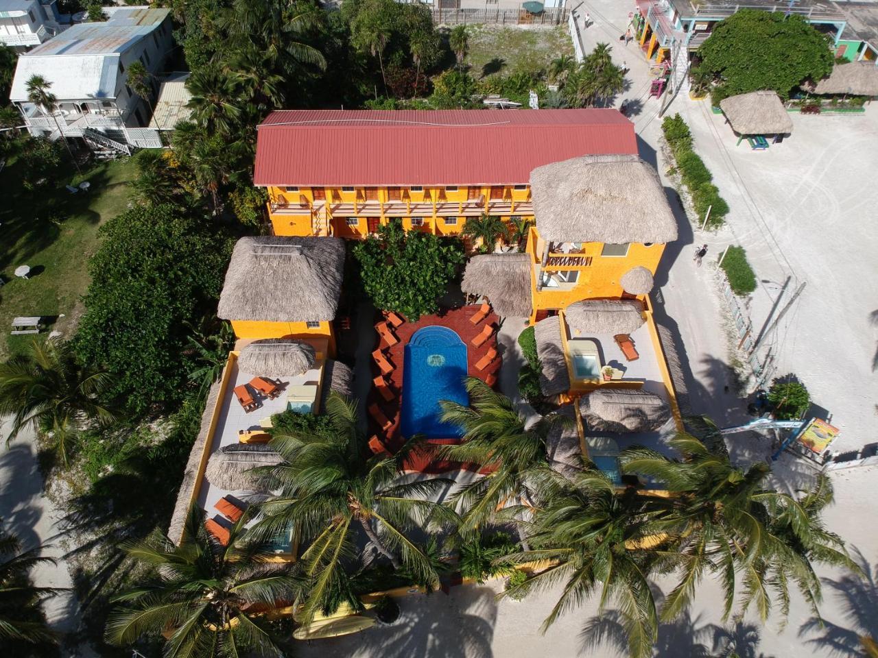 Seaside Cabanas Hotel Caye Corker Экстерьер фото