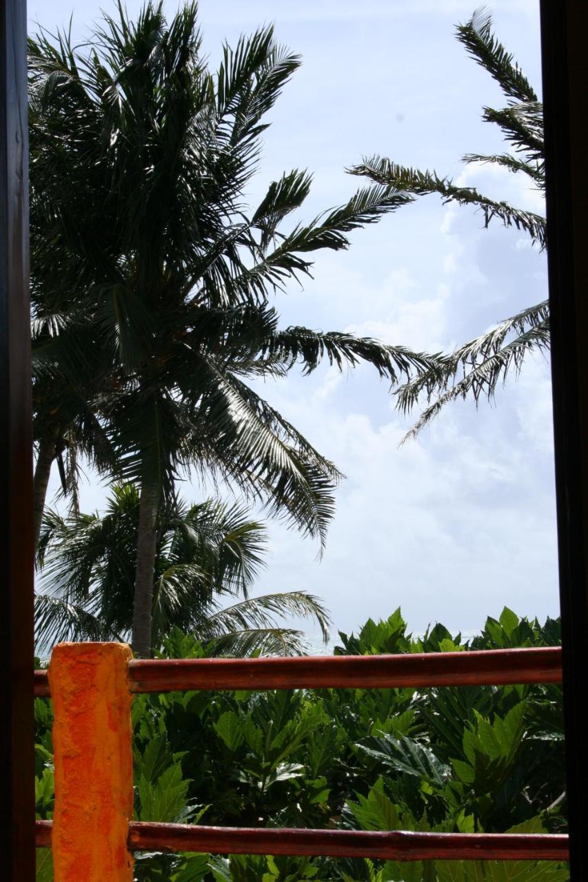 Seaside Cabanas Hotel Caye Corker Экстерьер фото